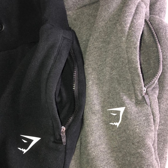 Bundle Set of 4 Gymshark Pants (Women’s): 2 Sweatpants & 2 Leggings - Picture 2 of 9